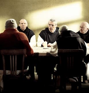 Кадр из фильма «О людях и богах». Реж. Кс. Бовуа, 2010