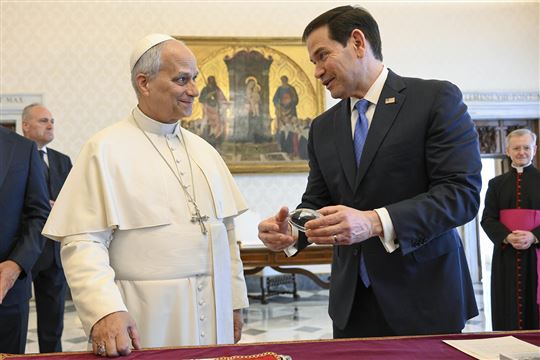 Понтифик принял госсекретаря США Марко Рубио, 7 мая 2026 года. Фото: Vatican Media / Catholic Press Photo